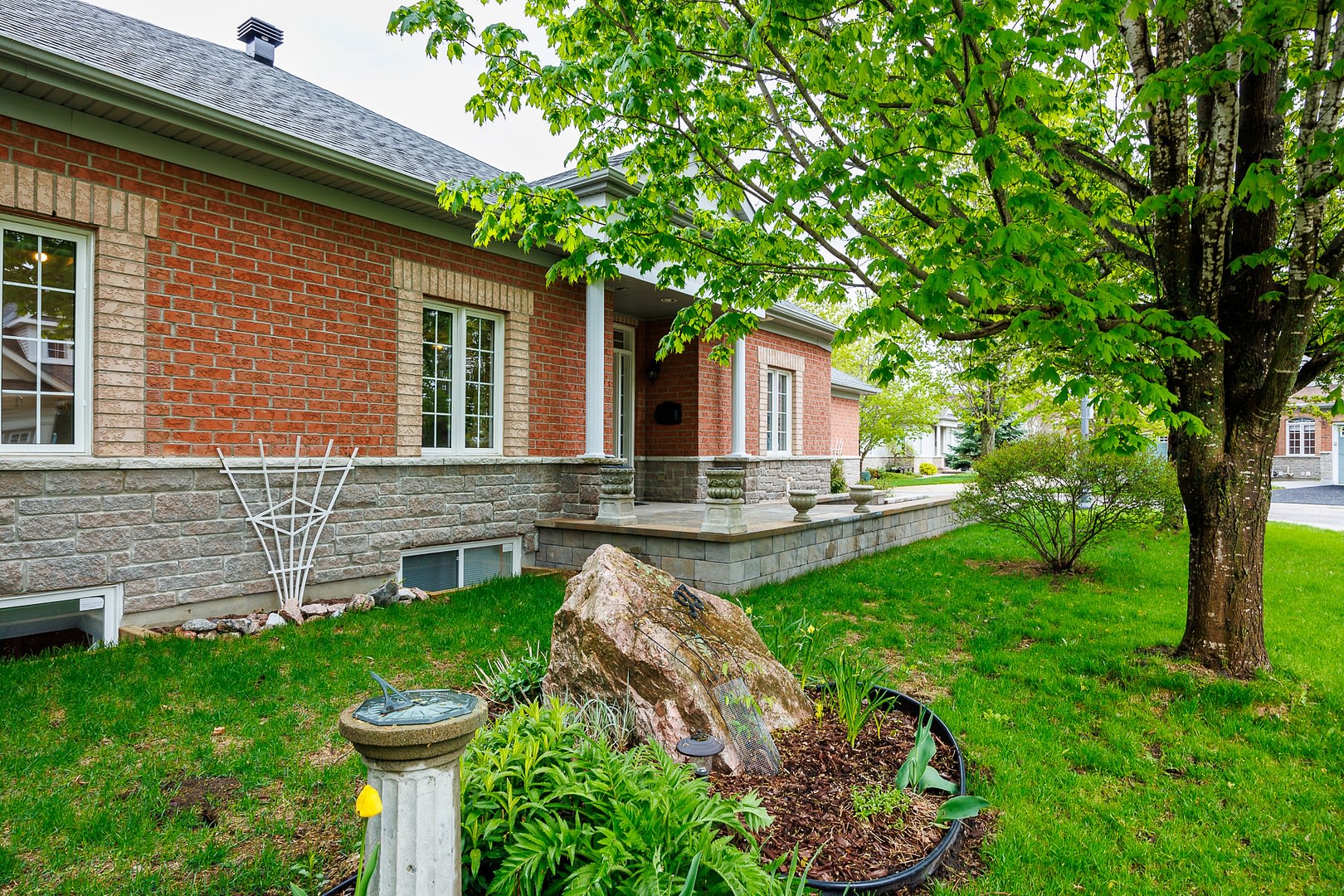 The Tweedsmuir Resort 93 Kinmount Private Barb & Carole Real Estate Team